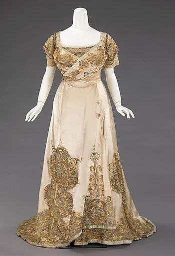 Ball gown