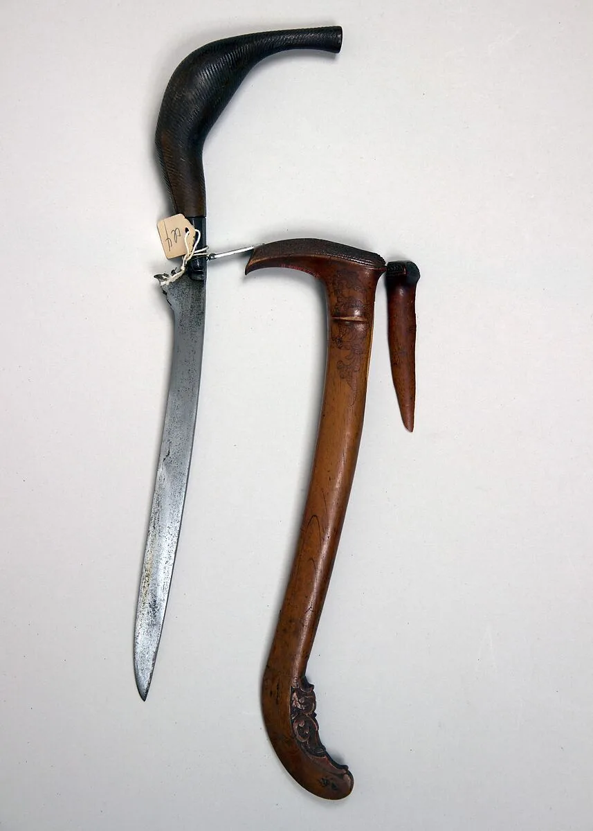 Knife (Bade-bade) with Sheath — Unknown