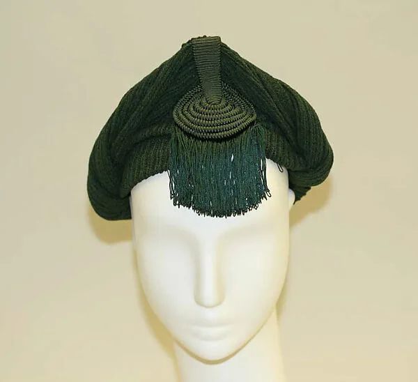 Hat — Rose Valois