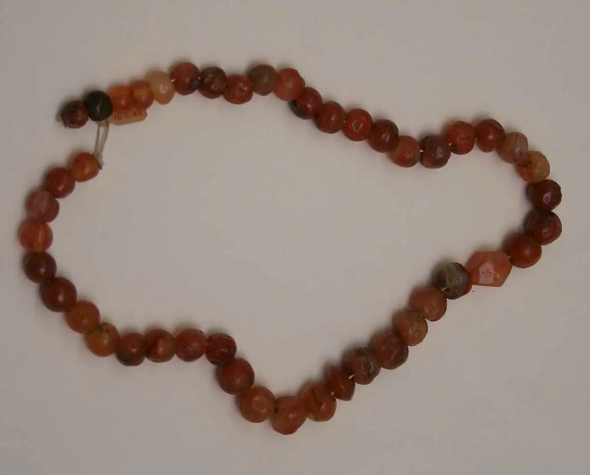 Beads — Unknown