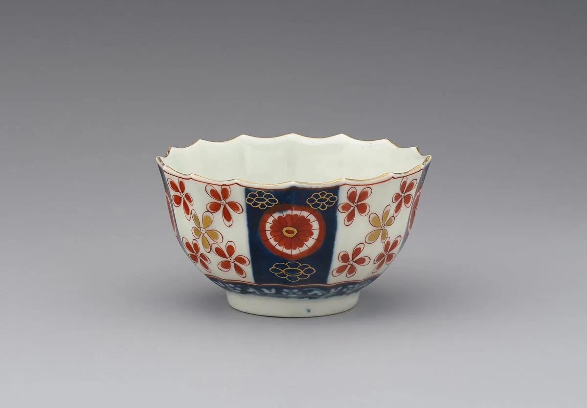 Cup (part of a service) — Worcester factory