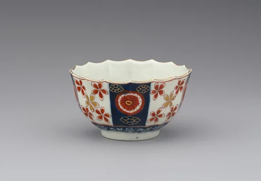 Cup (part of a service)