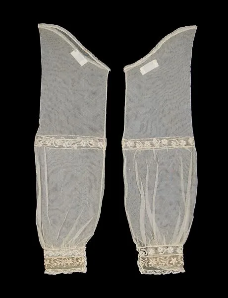 Sleeves — Unknown