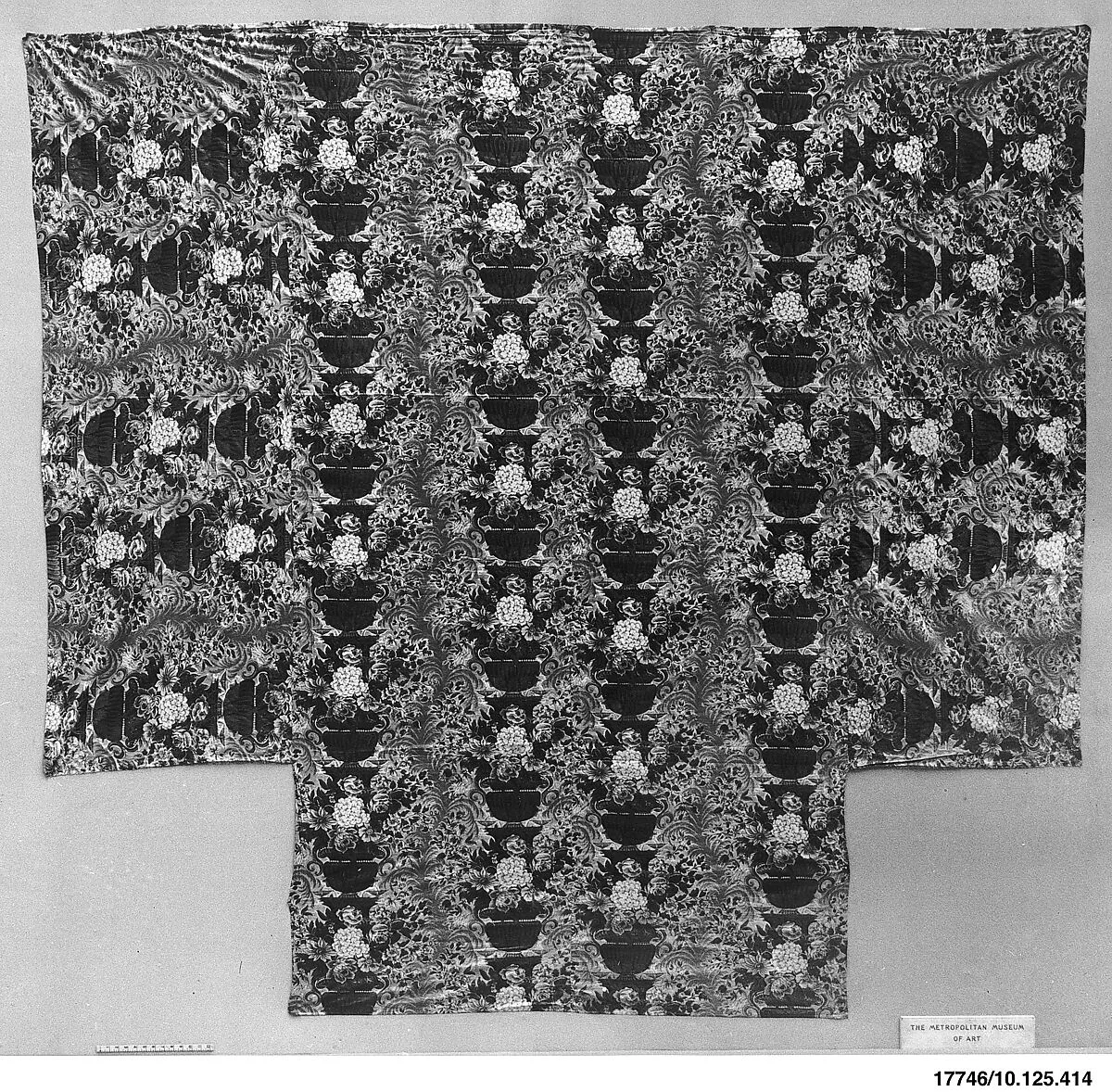 Bed cover — Unknown