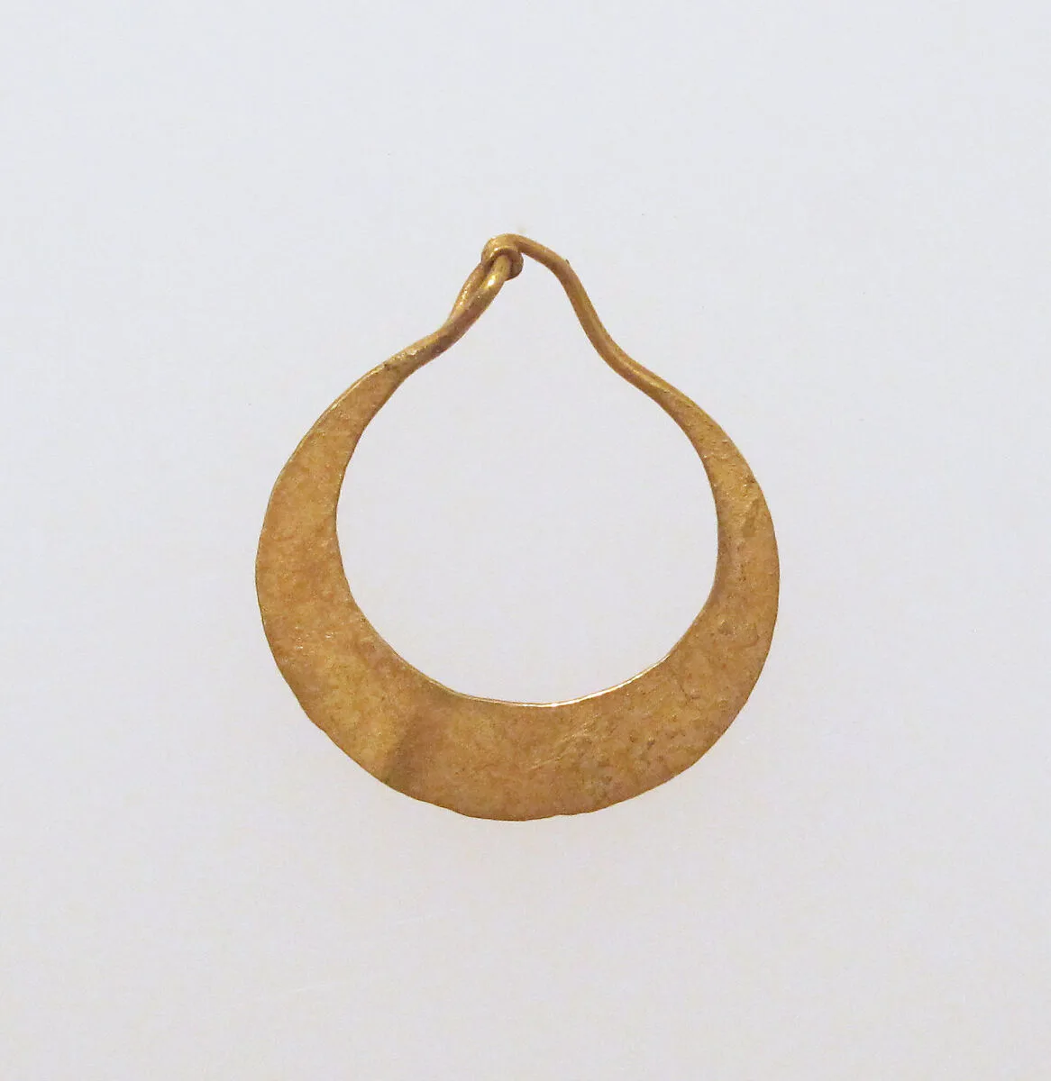 Earring, crescent-shaped — Unknown