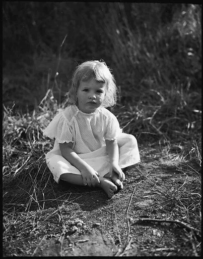 [Unidentified Girl]