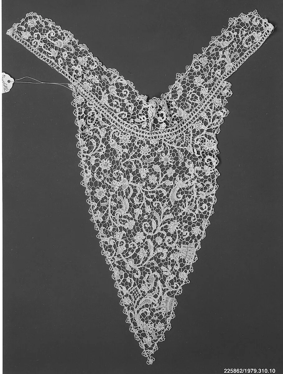 Collar and vestee — Unknown