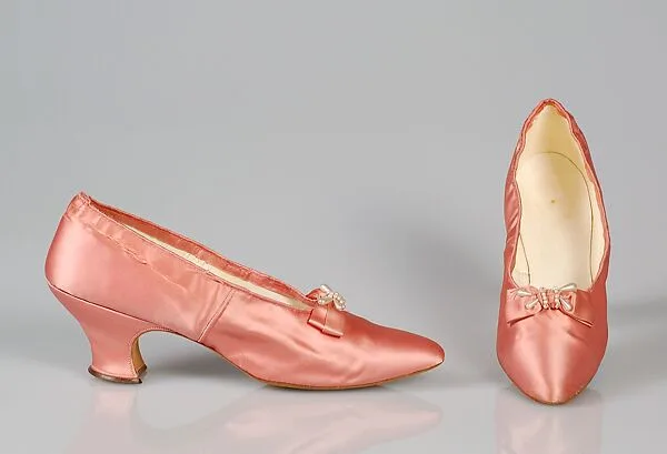Evening slippers — Unknown