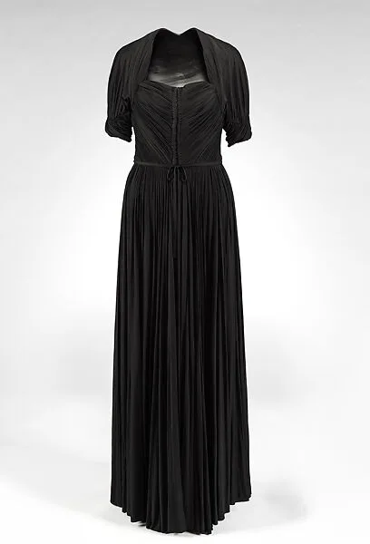 Evening dress — Madame Grès (Germaine Émilie Krebs)