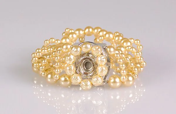 "Courtiers Ruff Bracelet" — Jacques Fath|Marvella