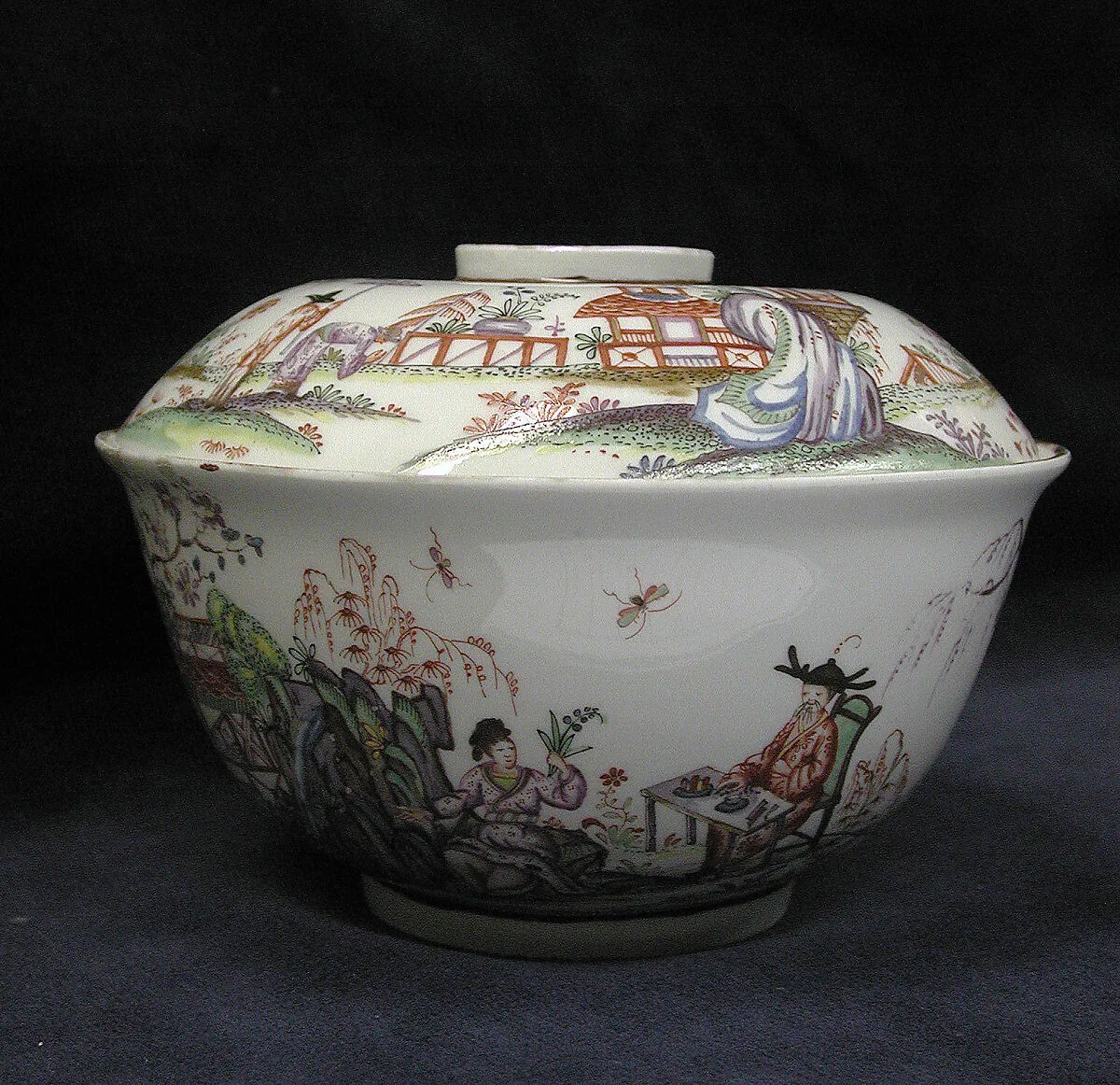Bowl with cover — Vienna|Claudius Innocentius Du Paquier period