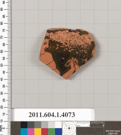 Terracotta rim fragment of a kylix (drinking cup)