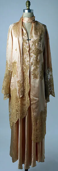 Lingerie — Unknown