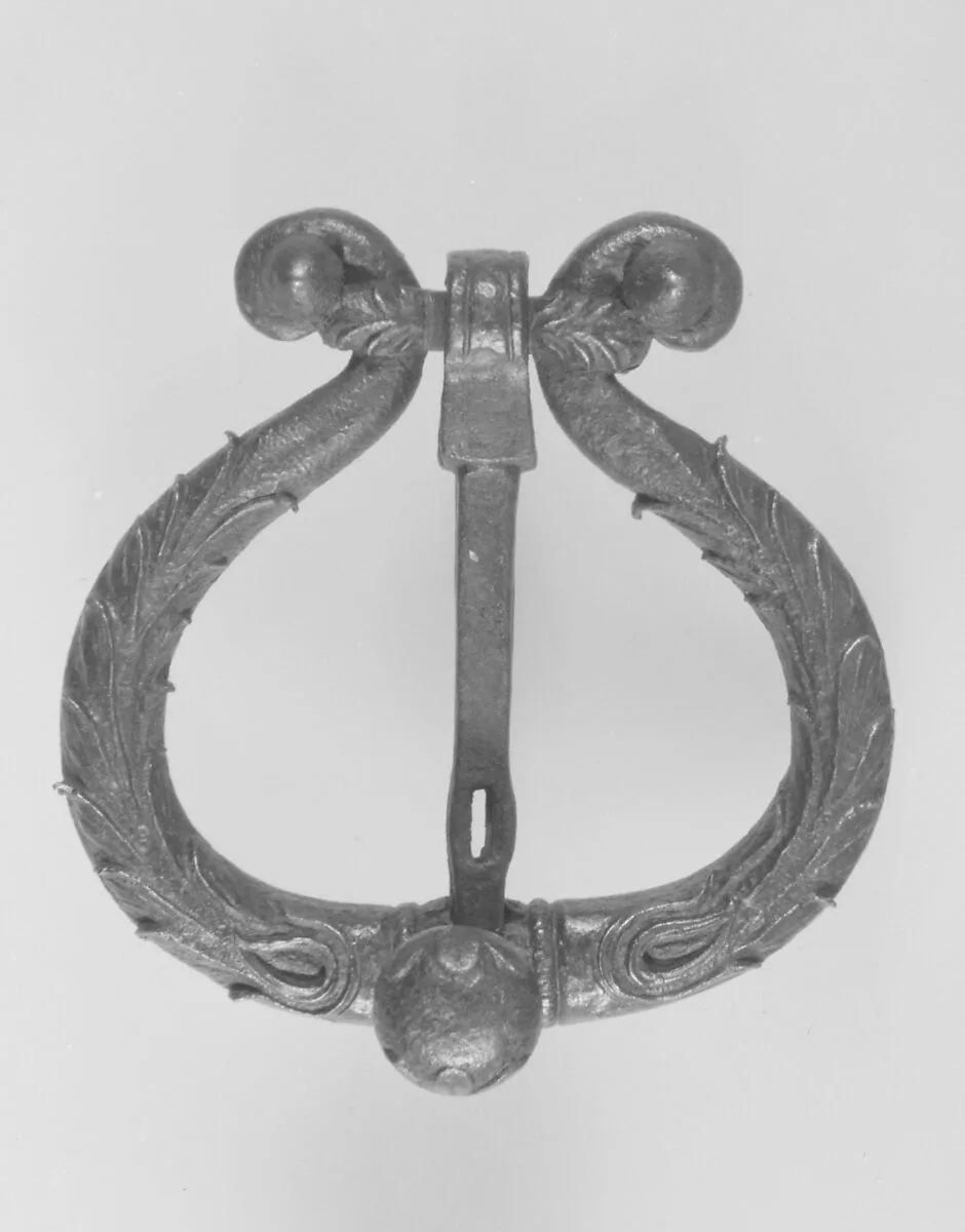 Door knocker — Unknown