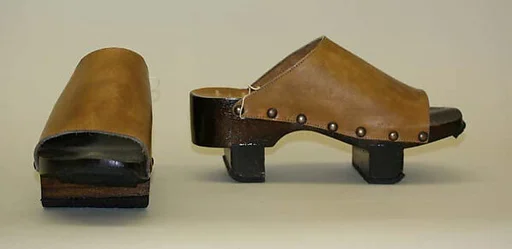 Clogs
