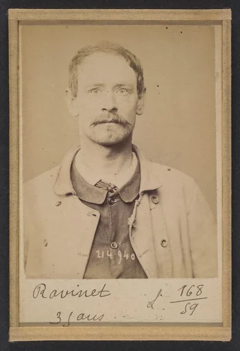 Ravinet. Gaston. 34 ans, né à Paris XIXe. Couvreur. Anarchiste. 1/3/94.