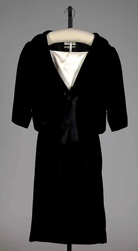 Dinner suit