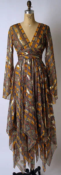 Cocktail dress — Bill Blass