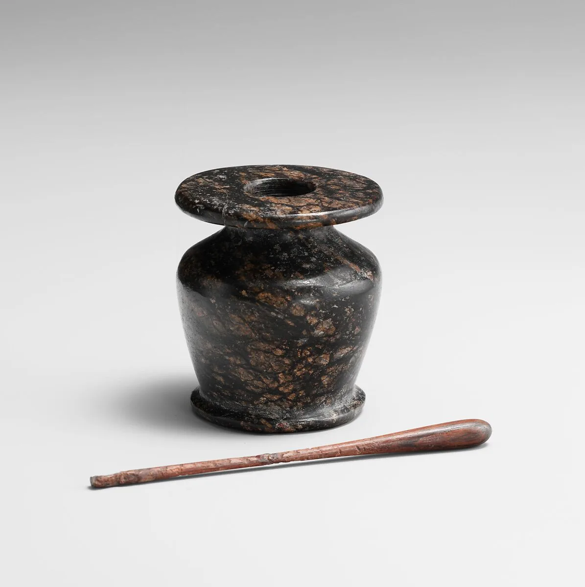 Kohl Stick — Unknown