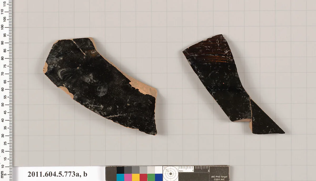 Terracotta fragments of kylikes (drinking cups) — Unknown