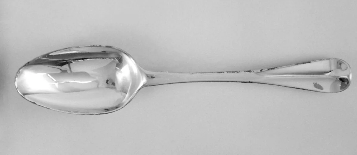 Spoon — Benjamin Watts