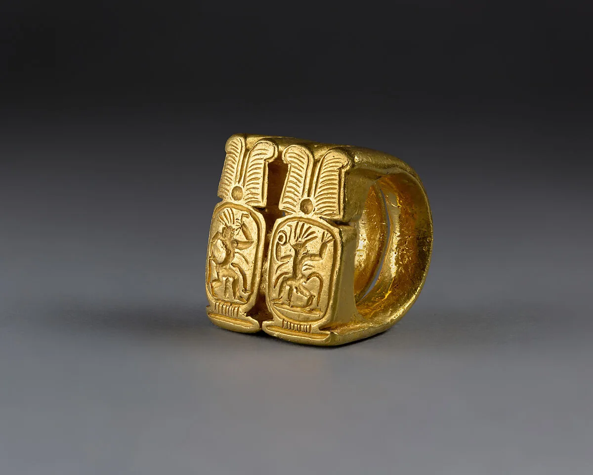 Signet ring — Unknown