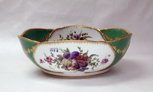 Salad bowl (Saladier) (one of six) (part of a service)