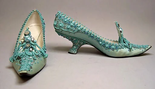 Evening shoes