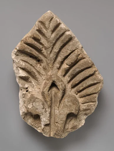 Relief fragment