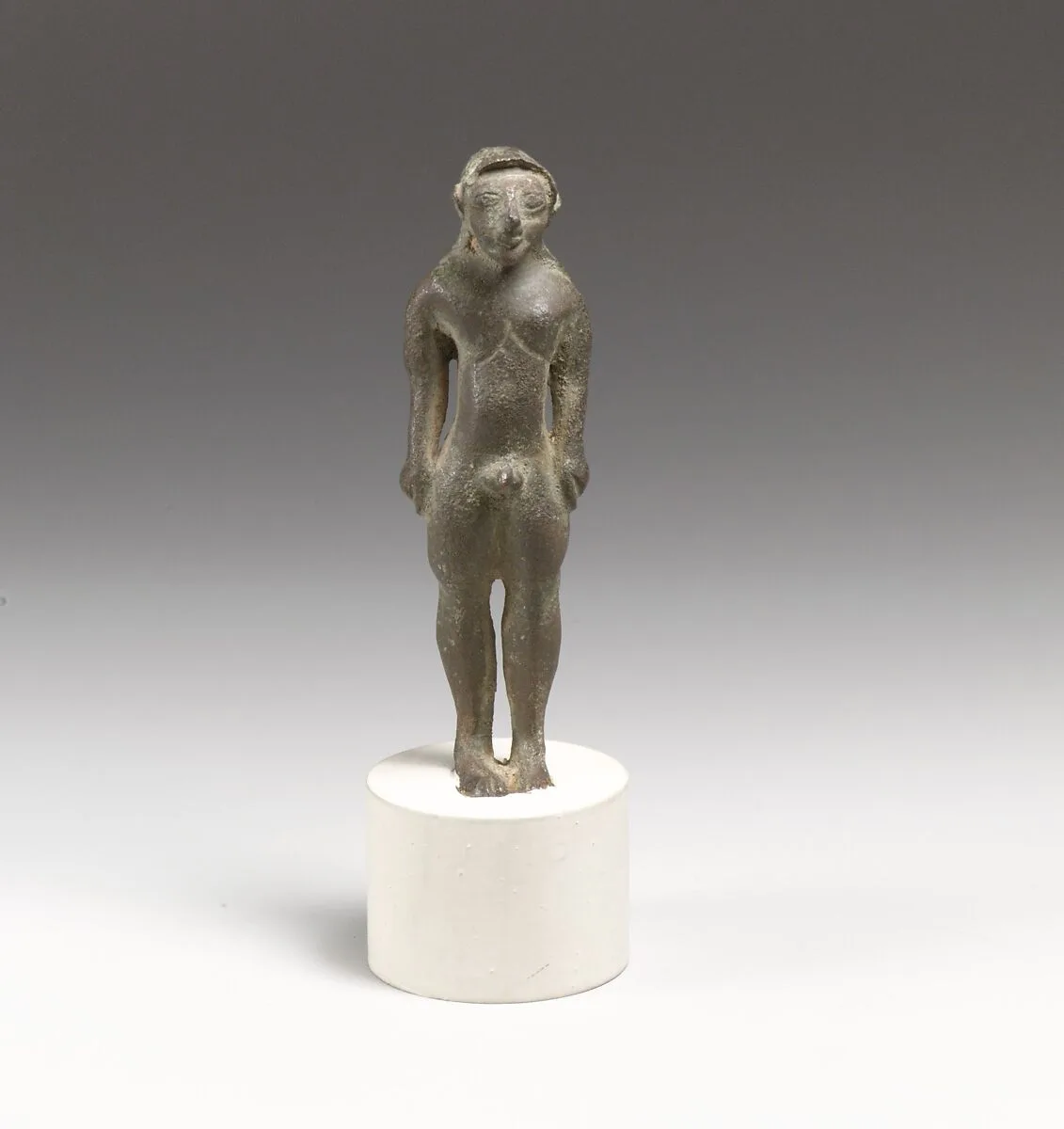 Statuette of a man, Apollo type — Unknown