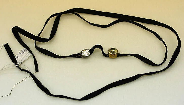 Ribbon — Unknown
