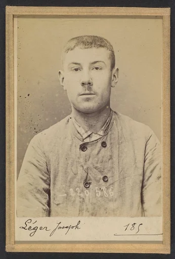 Leger. Joseph. 16 ans, né à Marseille (Bouches-du-Rhône). Jardinier. Fabrication d'engins explosifs. 4/7/94.