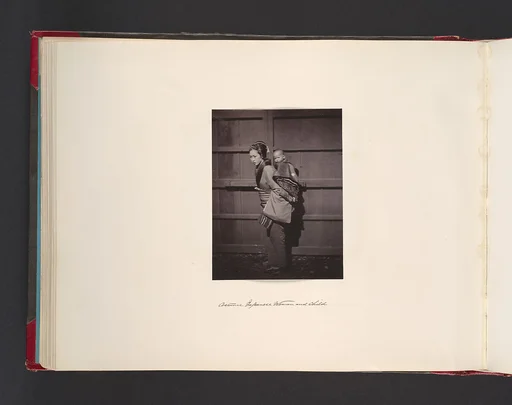 Costume Japanese Woman and Child
