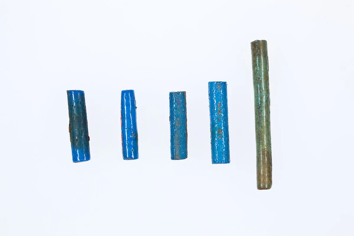 Cylindrical beads from the mummy of Ukhhotep — Unknown