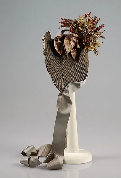 Bonnet — Amelia Beard Hollenback