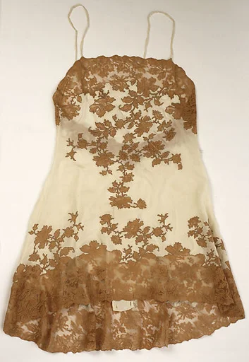 Chemise