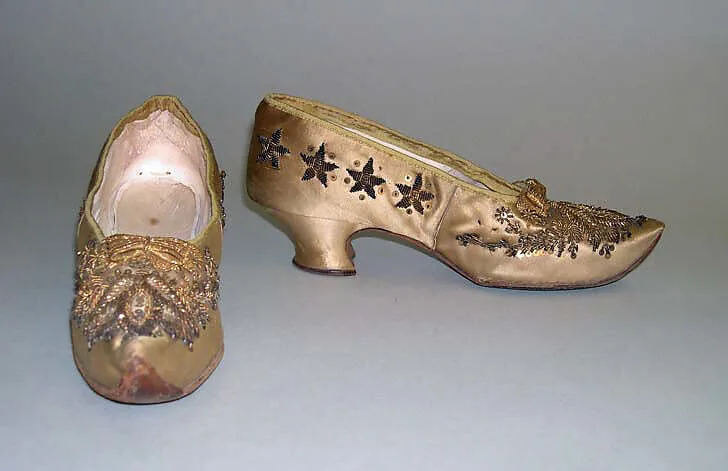 Evening shoes — Unknown