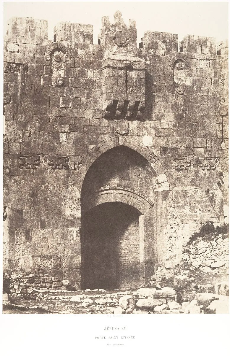 Jérusalem, Porte Saint-Étienne, Vue extérieure — Auguste Salzmann|Imprimerie photographique de Blanquart-Évrard, à Lille