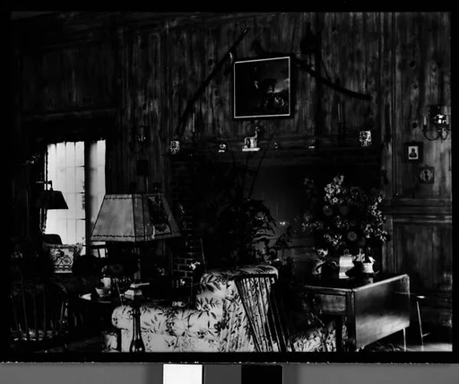 [Living Room]