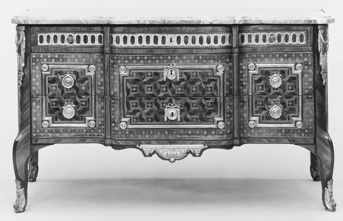 Commode — Louis Moreau