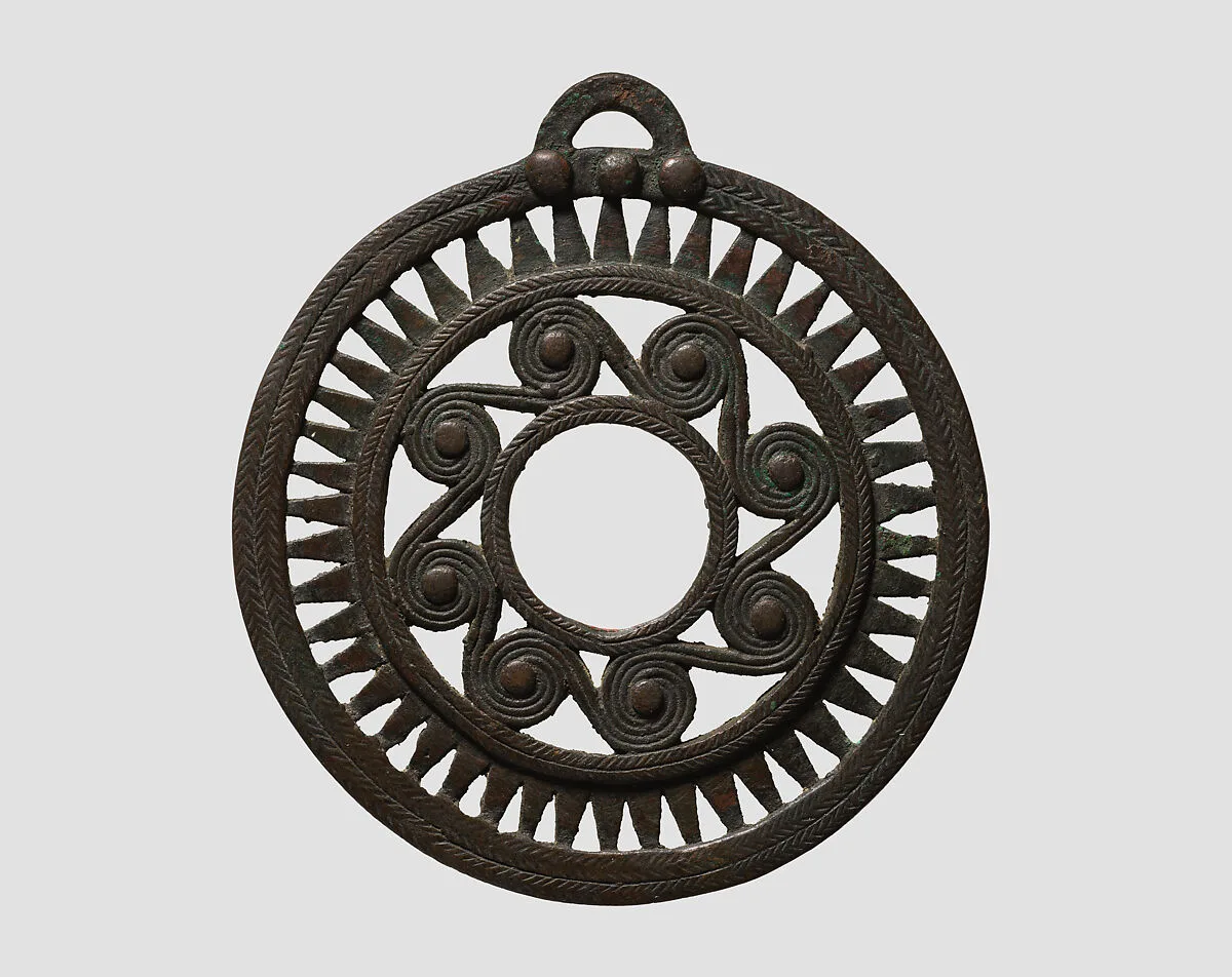 Openwork pendant — Unknown