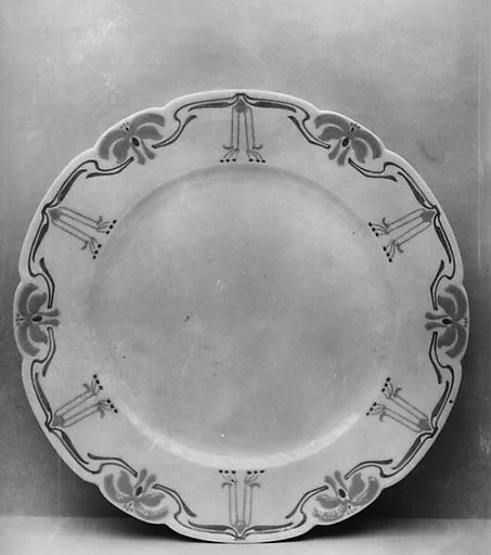 Plate
