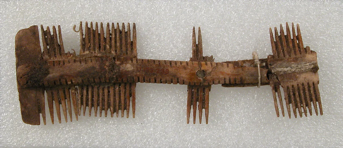 Double-Sided Comb — Unknown