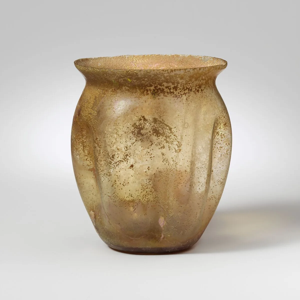 Glass beaker — Unknown