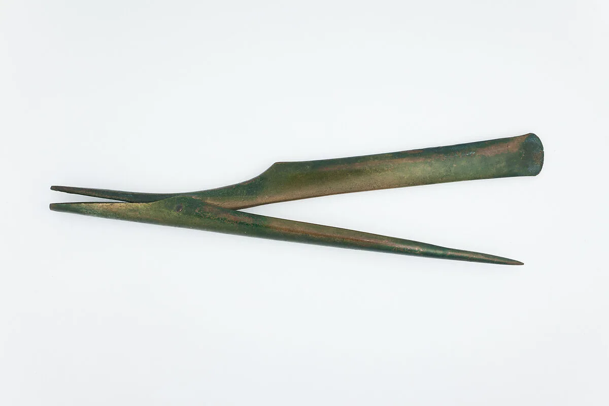Tweezer-Razor Implement — Unknown