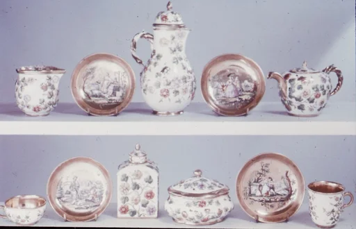 Teapot (part of a service)
