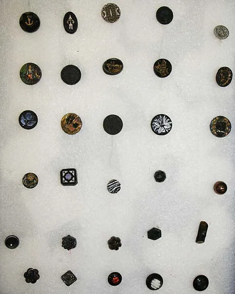Button — Unknown