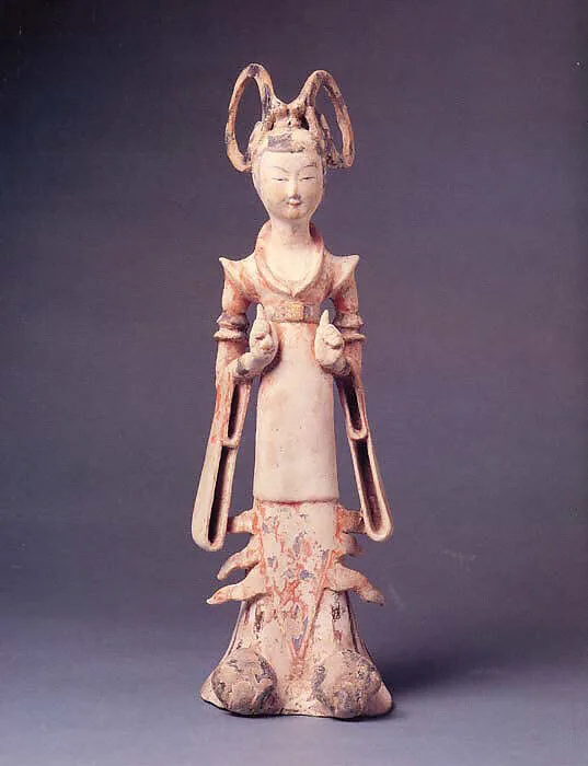 唐 彩繪描金陶宫装女俑|Standing court lady — Unknown