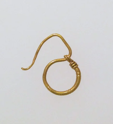 Earring, delta-shaped