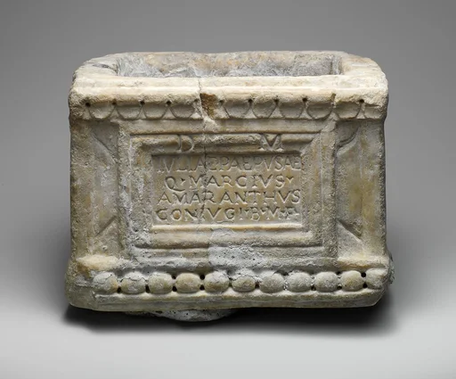 Marble cinerary chest